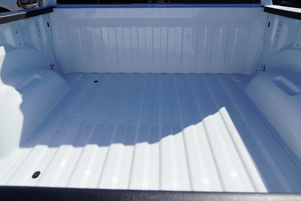 New 2026 Bright White Clear-Coat Exterior Paint RAM Laramie image 10
