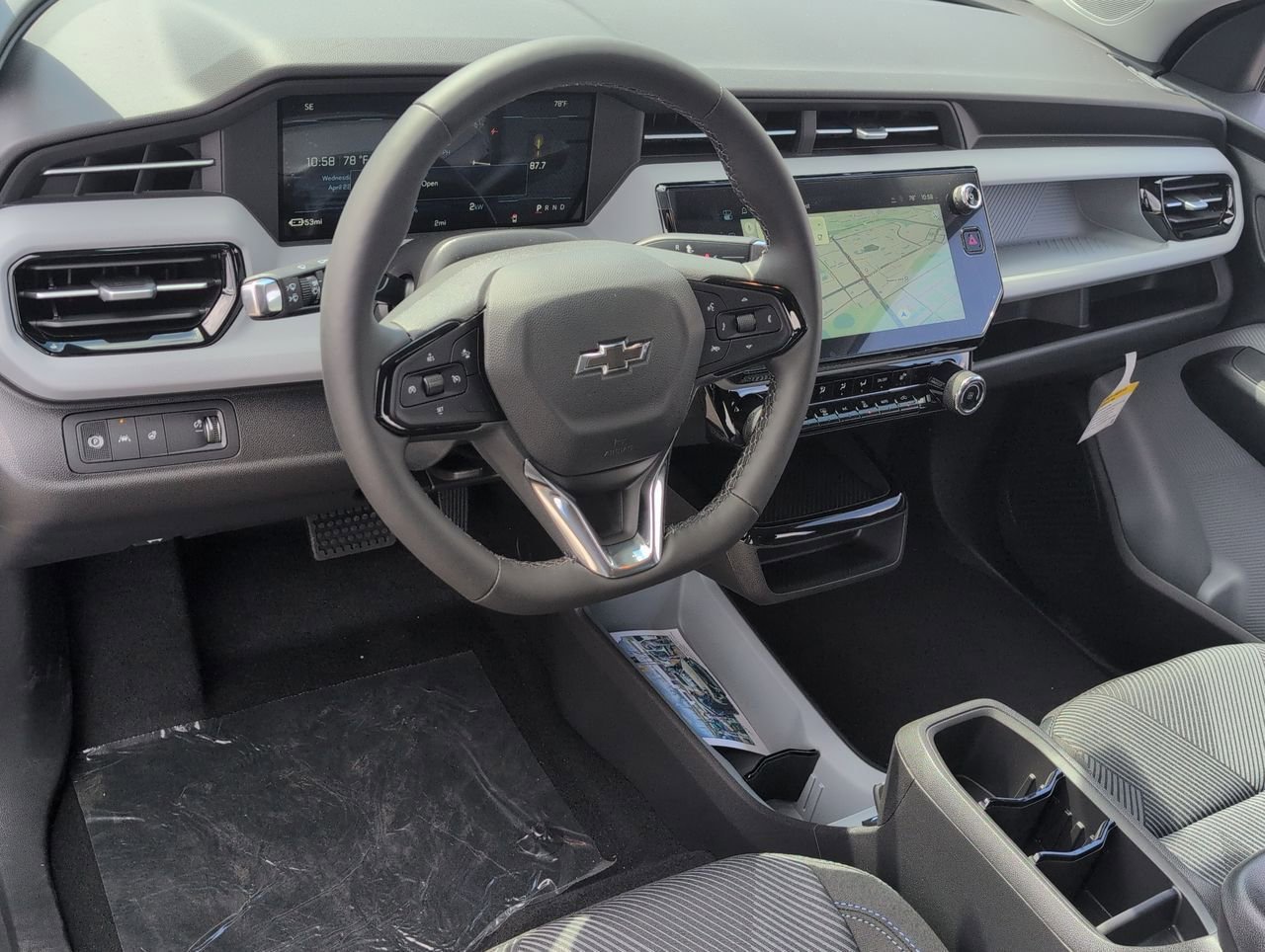 2027 Chevrolet Bolt LT - Photo 10