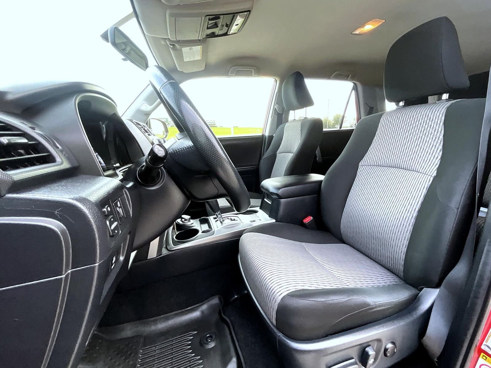Used 2017 Red Toyota SR5 image 10