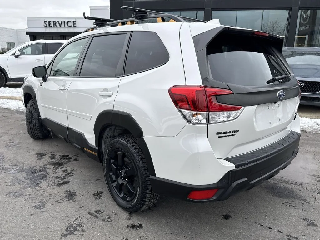 Used 2022 White Subaru Wilderness image 9