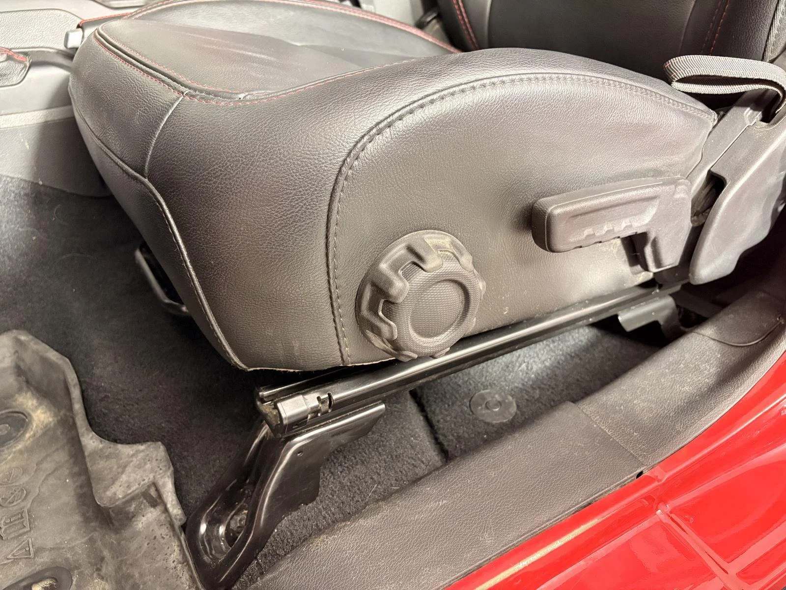 Used 2021 Firecracker Red Clearcoat Jeep Rubicon image 13