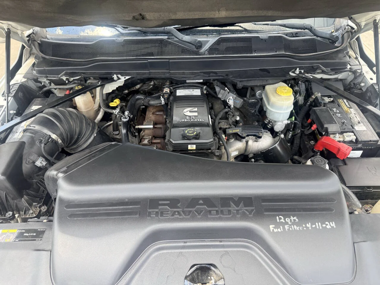 Used 2019 White RAM Limited 4x4 4dr Crew Cab 6.3 ft. SB Pickup image 14