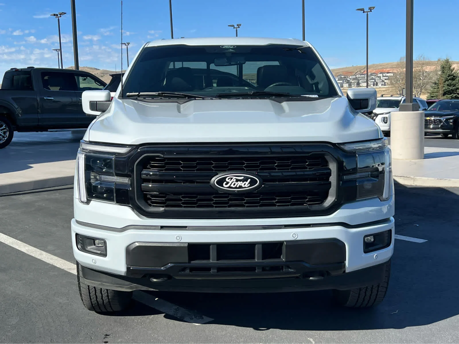 Used 2025 Space White Metallic Ford LARIAT image 3