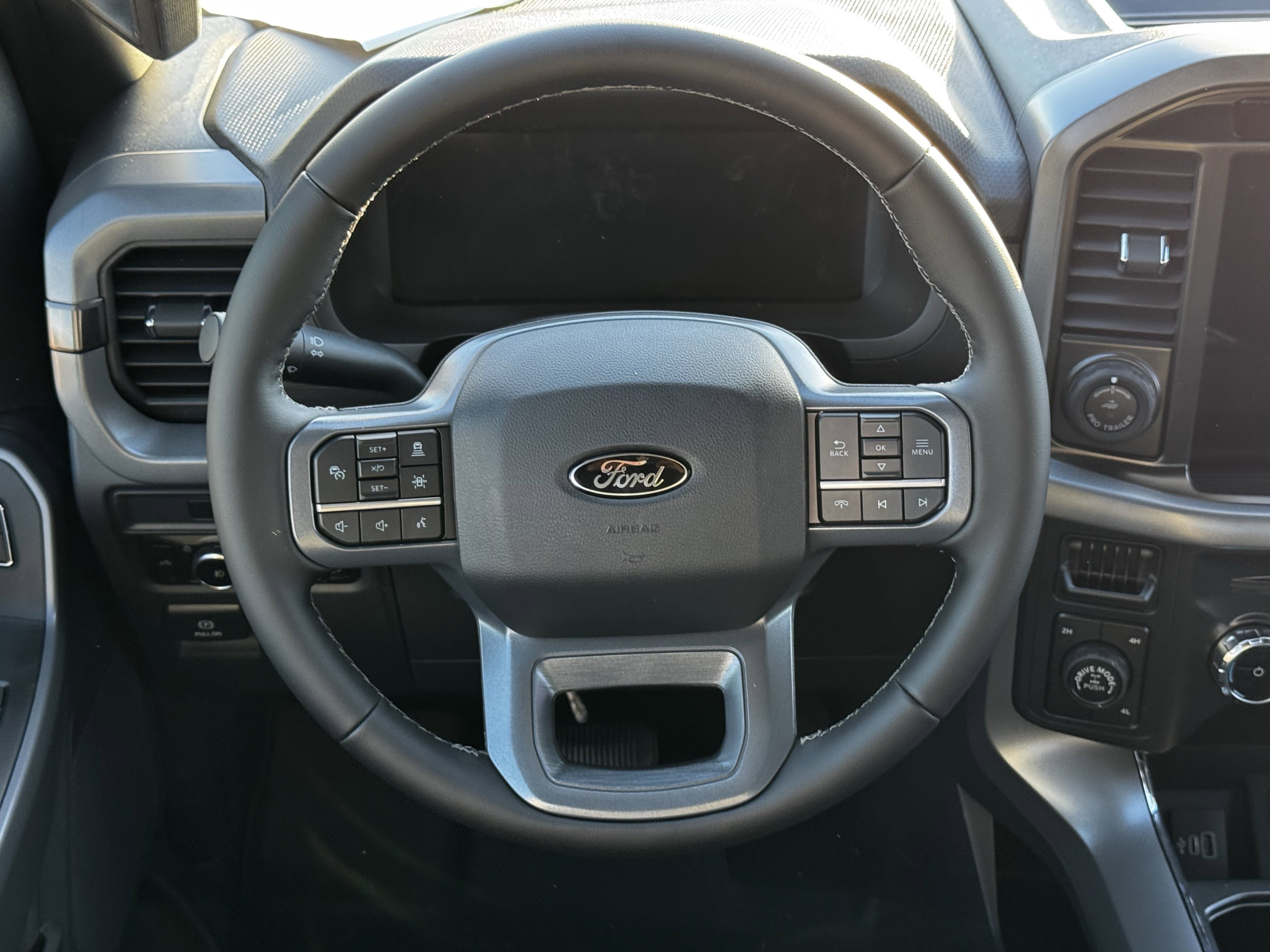 New 2026 Carbonized Gray Metallic Ford XLT image 14