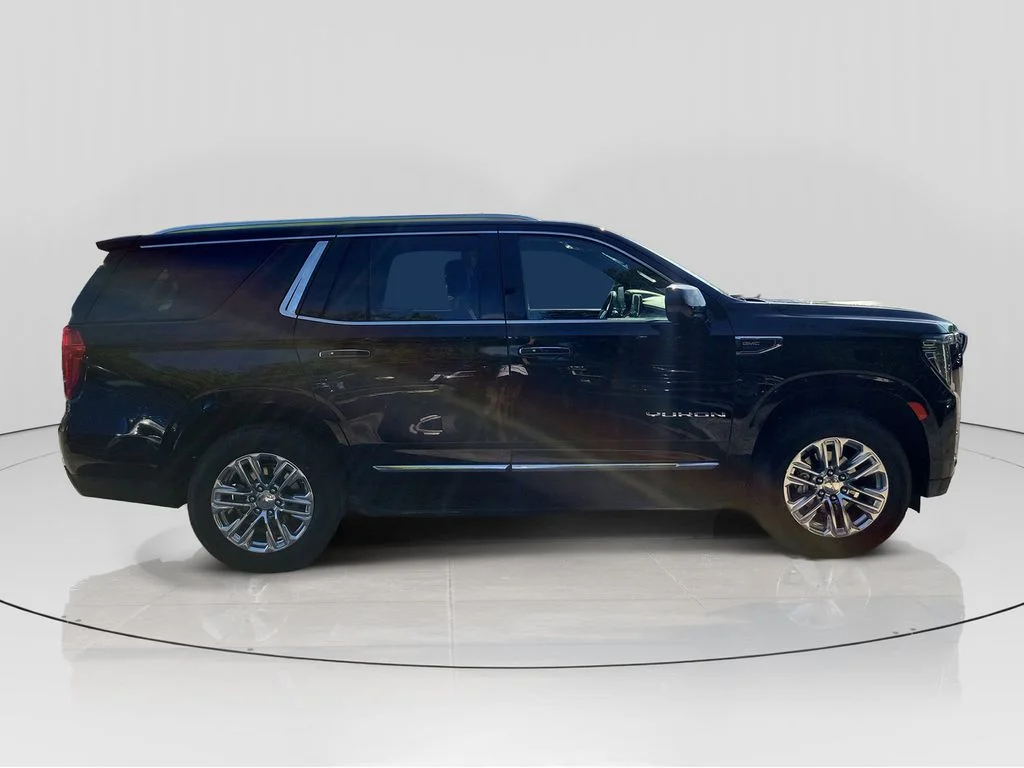 Used 2024 Black GMC SLT image 8