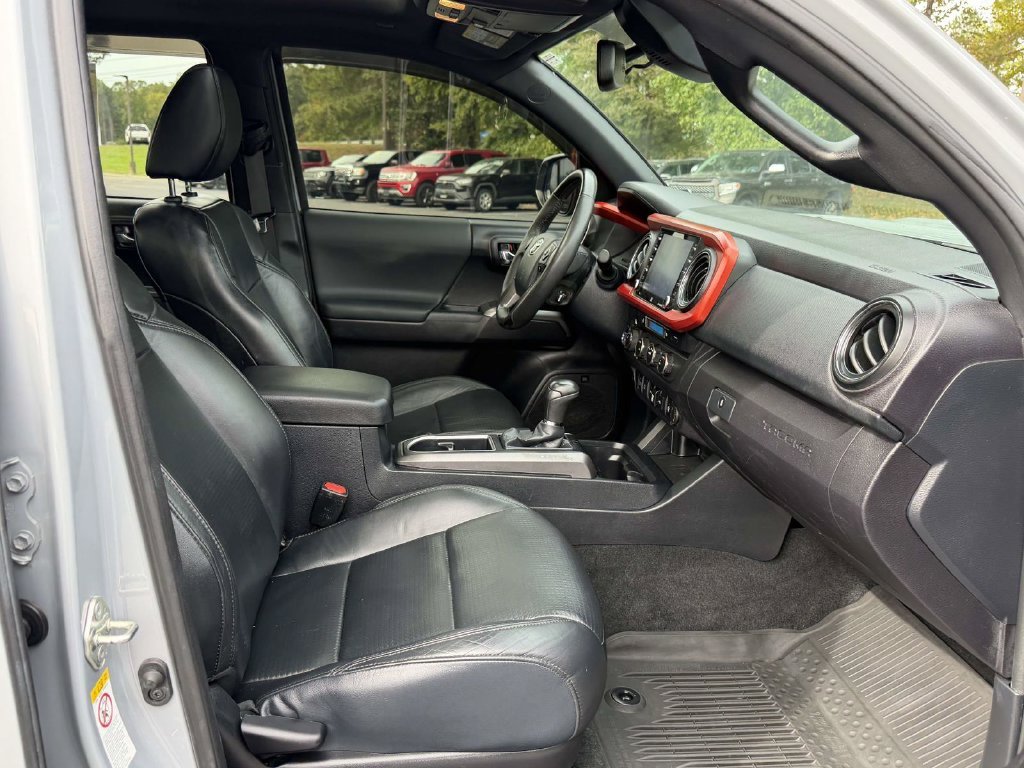 Certified Used 2020  Toyota TRD Sport image 13