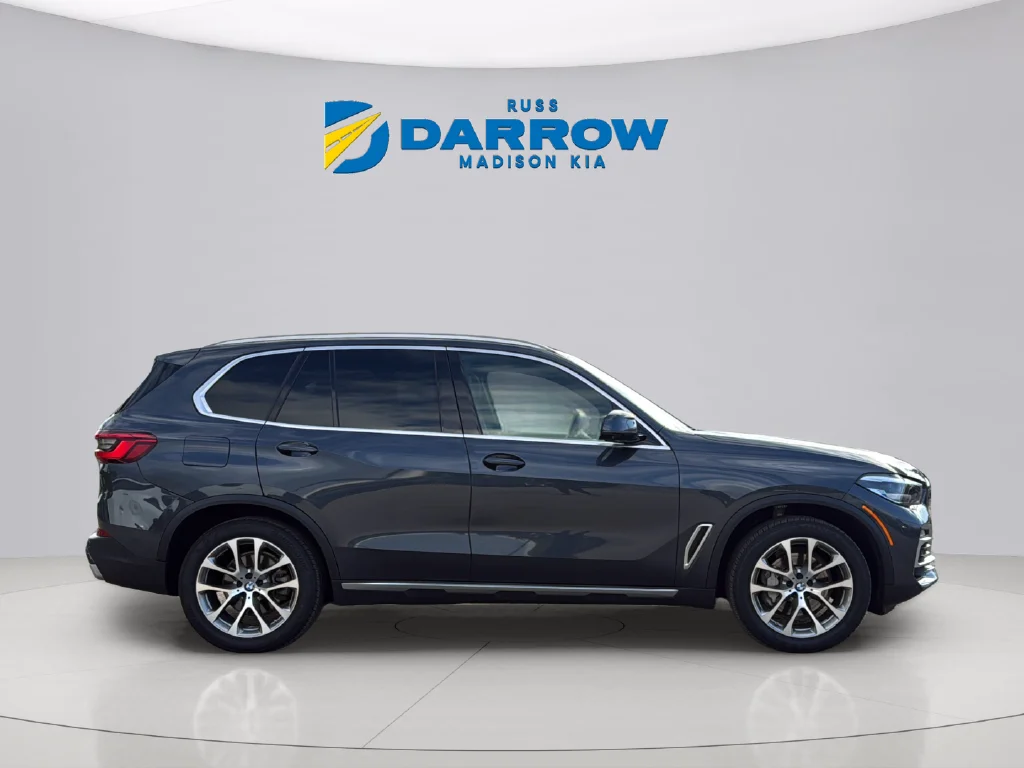 Used 2019 Arctic Gray Metallic BMW xDrive40i image 6