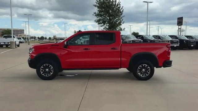Used 2024 Red Hot Chevrolet ZR2 image 9