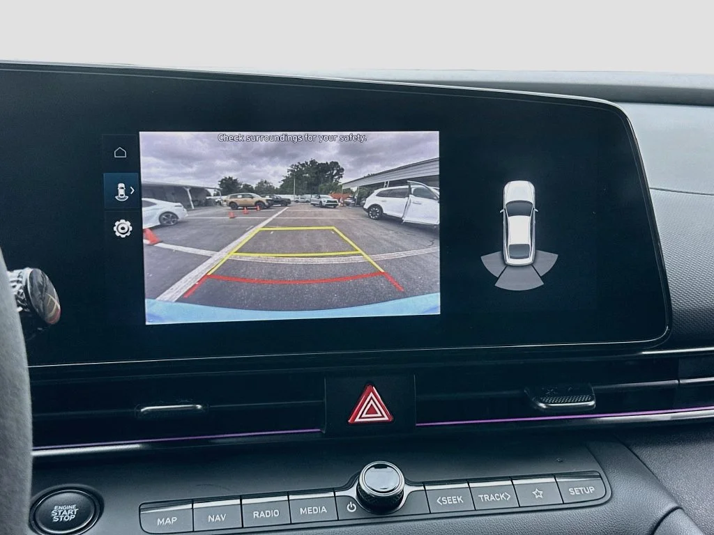 Used 2022 Blue Hyundai Base image 14