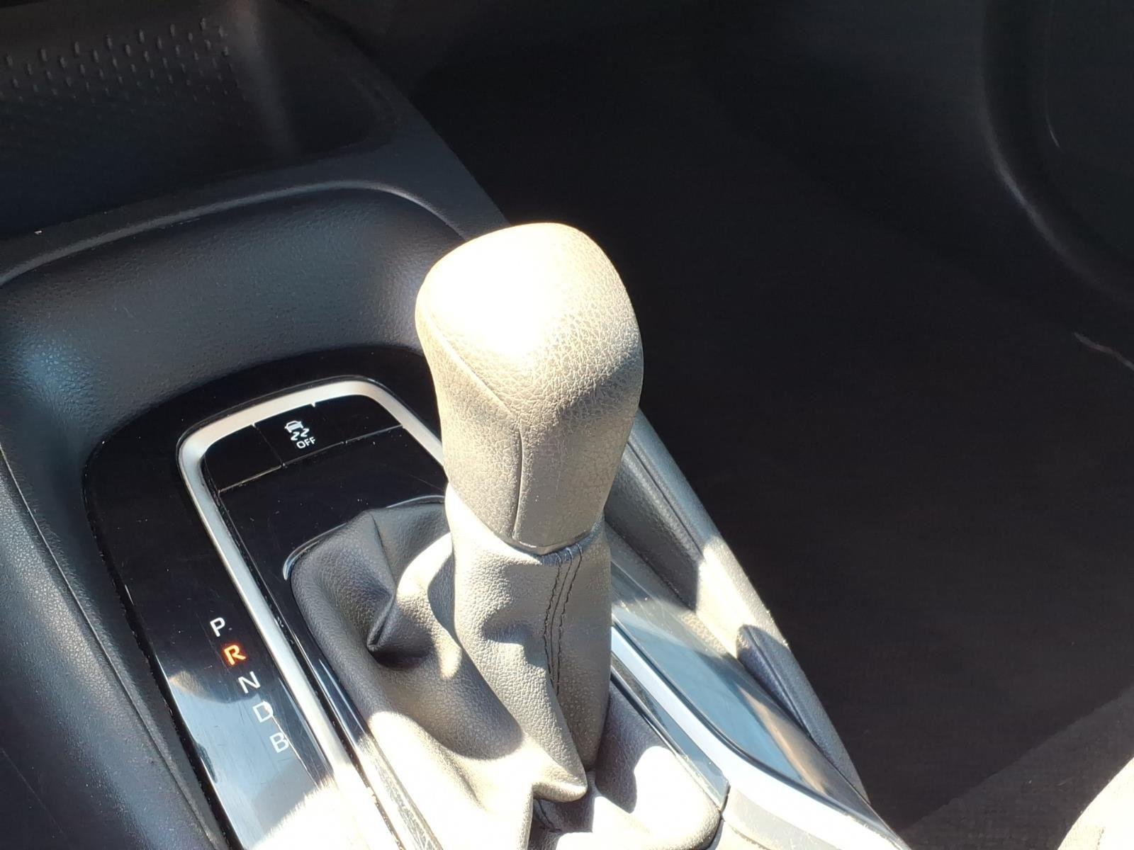 Used 2024  Toyota LE image 6