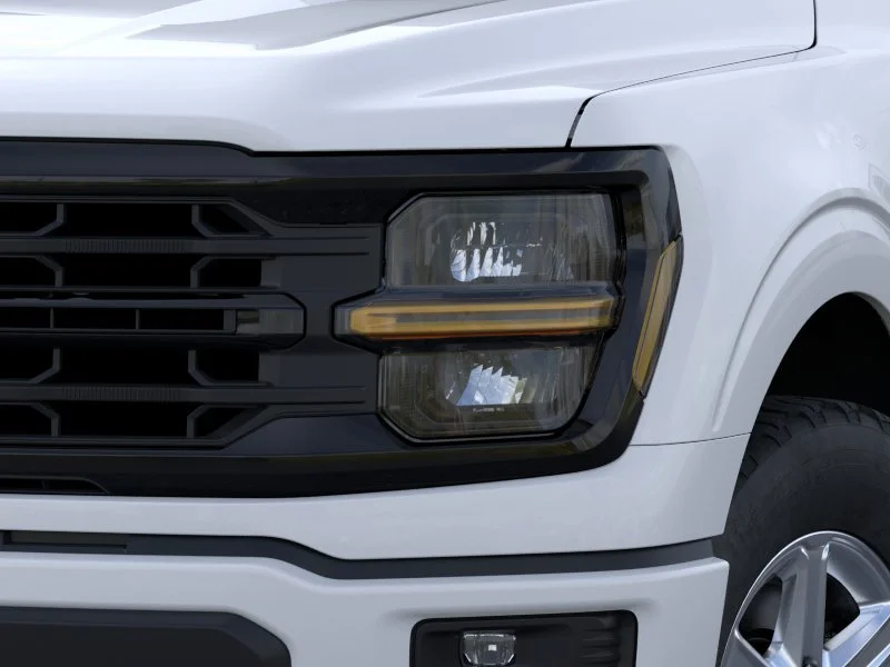 New 2026 Oxford White Ford XLT image 18
