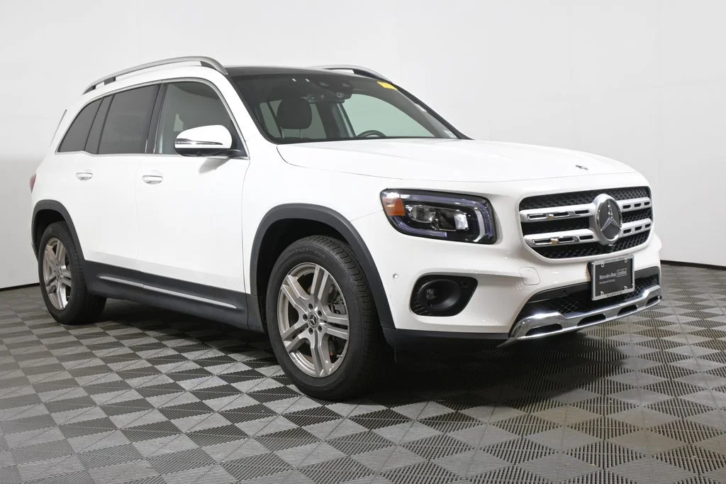 Certified Used 2023 Blue Mercedes-Benz GLA 250 image 9