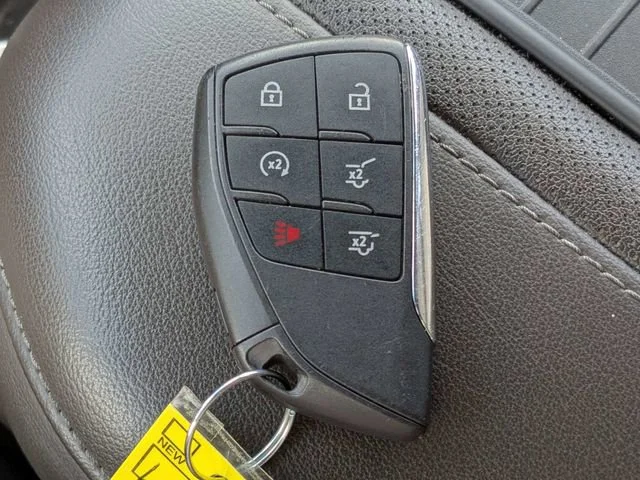 2024 GMC Yukon SLT - Photo 34