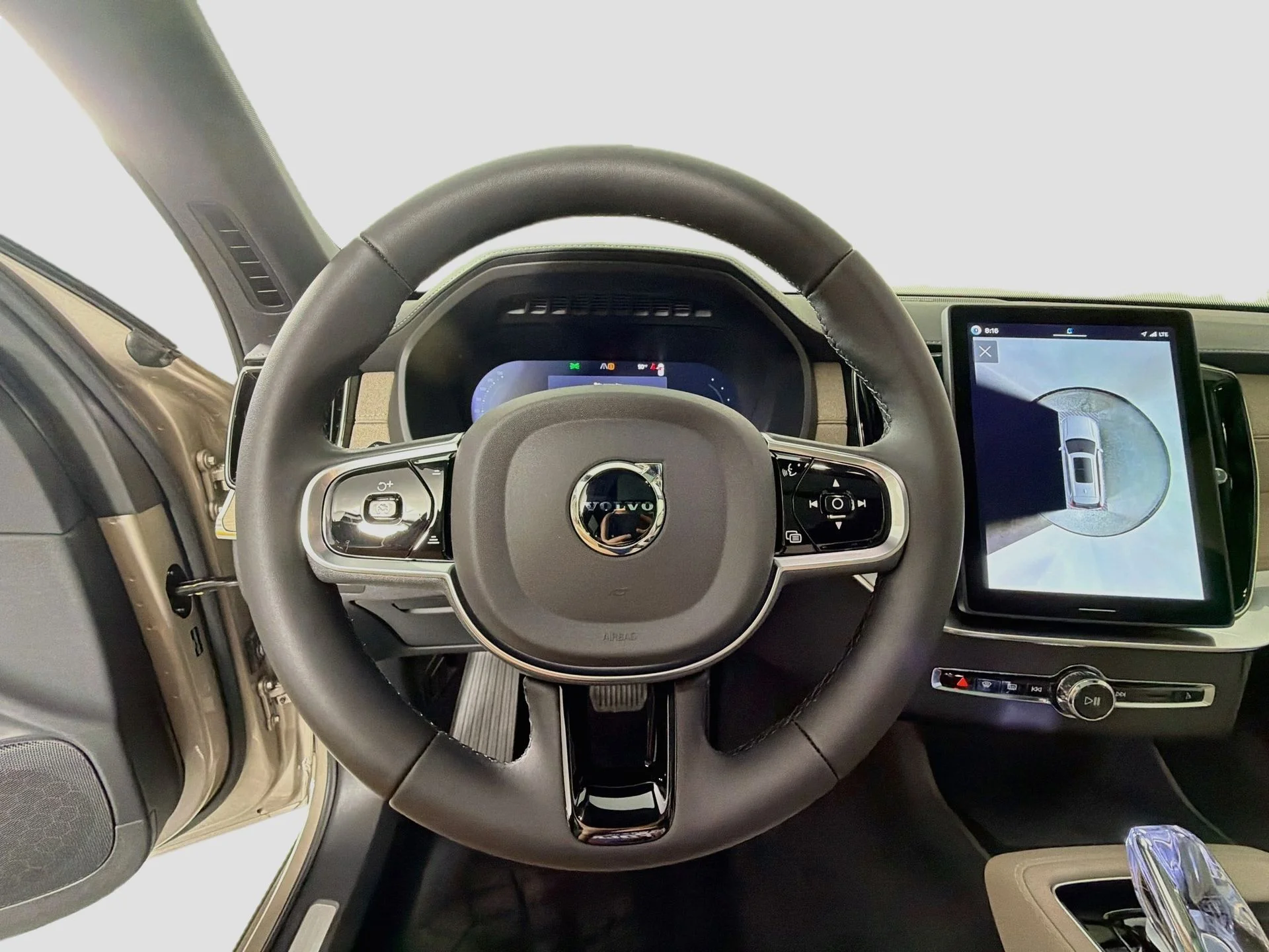 New 2026 Bright Dusk Volvo Plus image 12