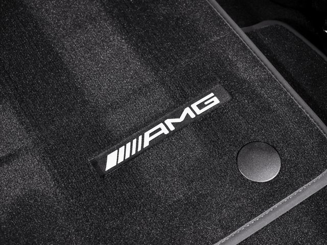 New 2026 MANUFAKTUR Silicon Grey Mercedes-Benz S 63 E AMG® image 112
