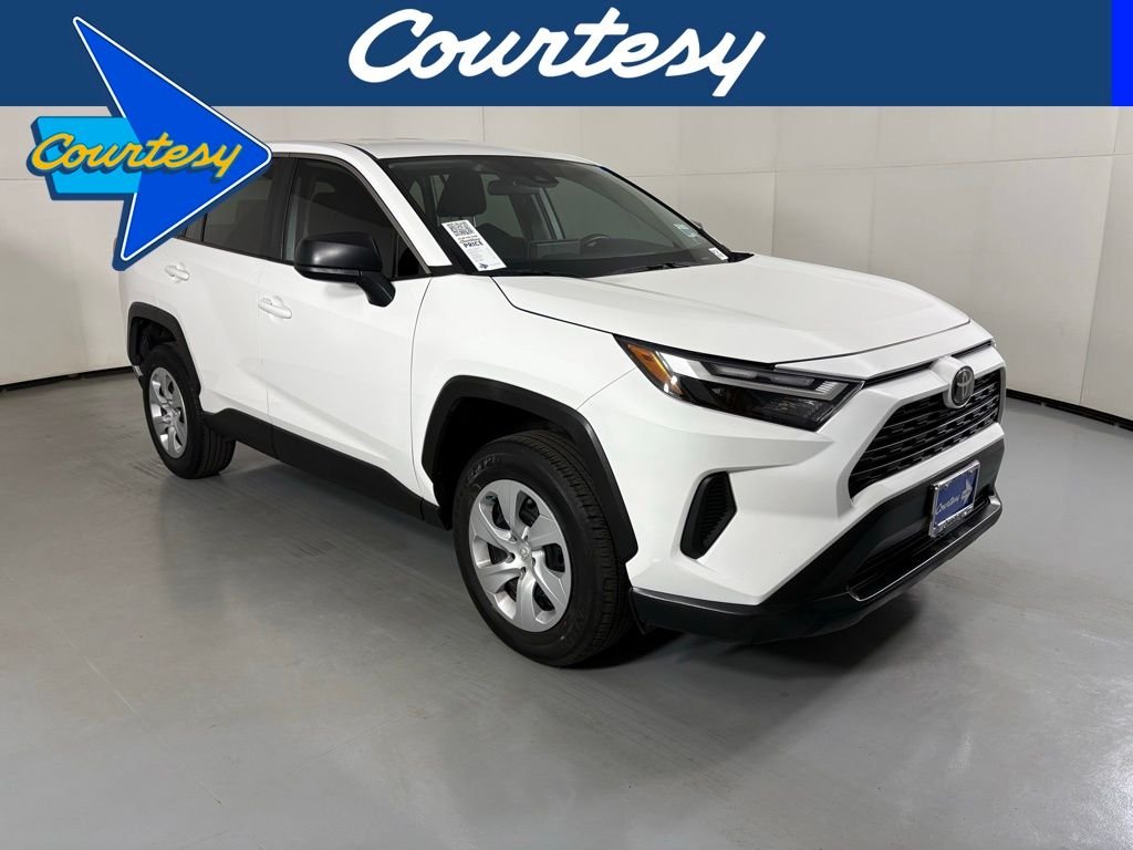 2024 Toyota RAV4 LE