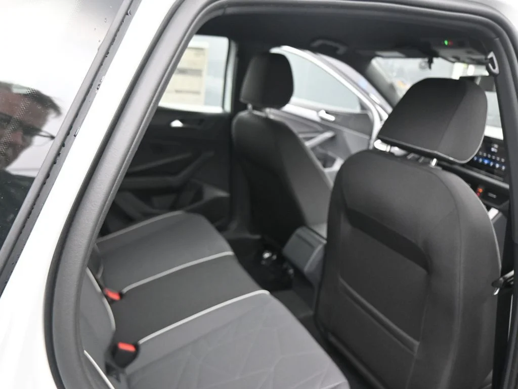 Used 2026 White Volkswagen 1.5T Sport image 44