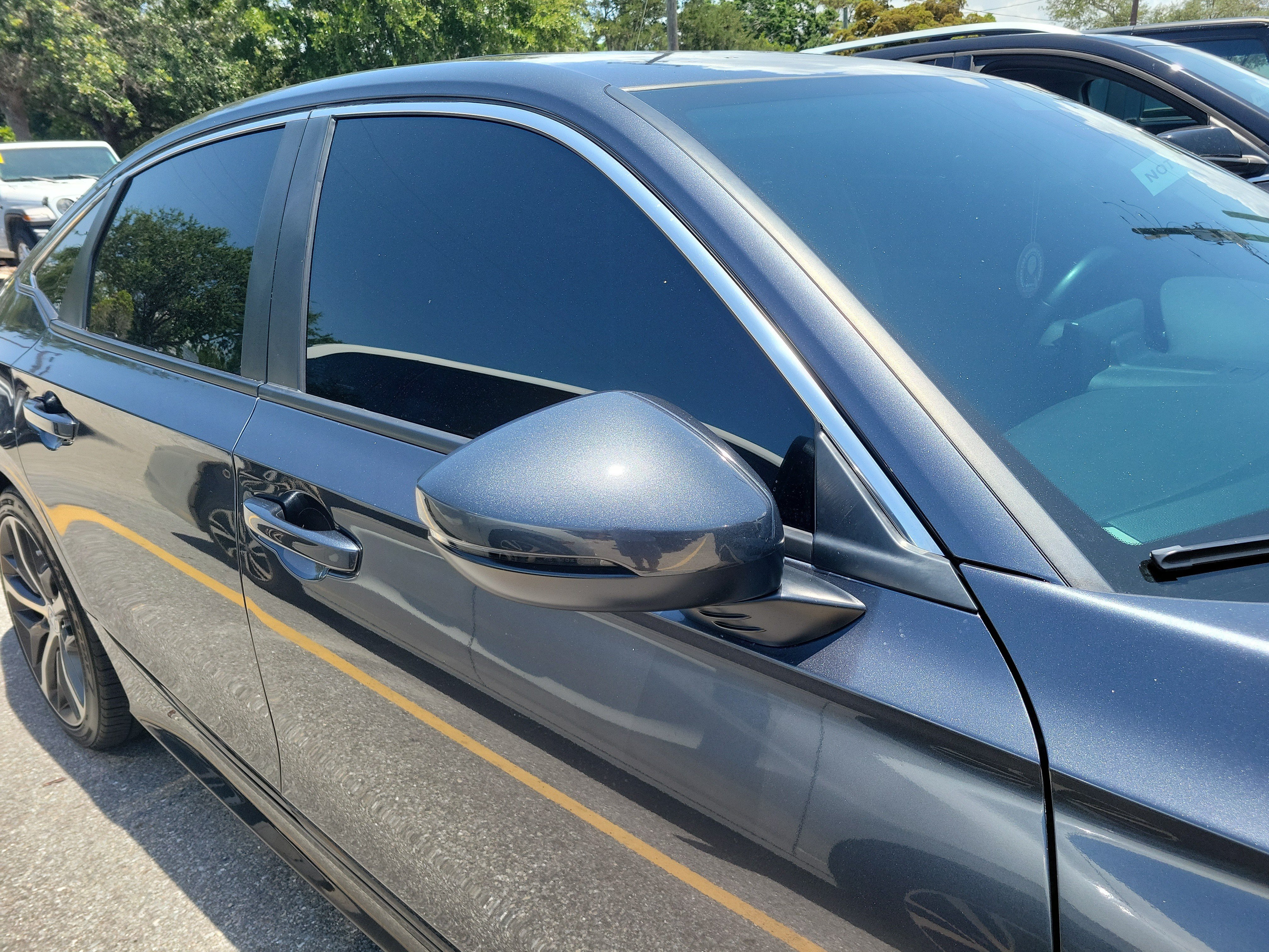 Used 2022 Sonic Gray Pearl Honda Touring image 8