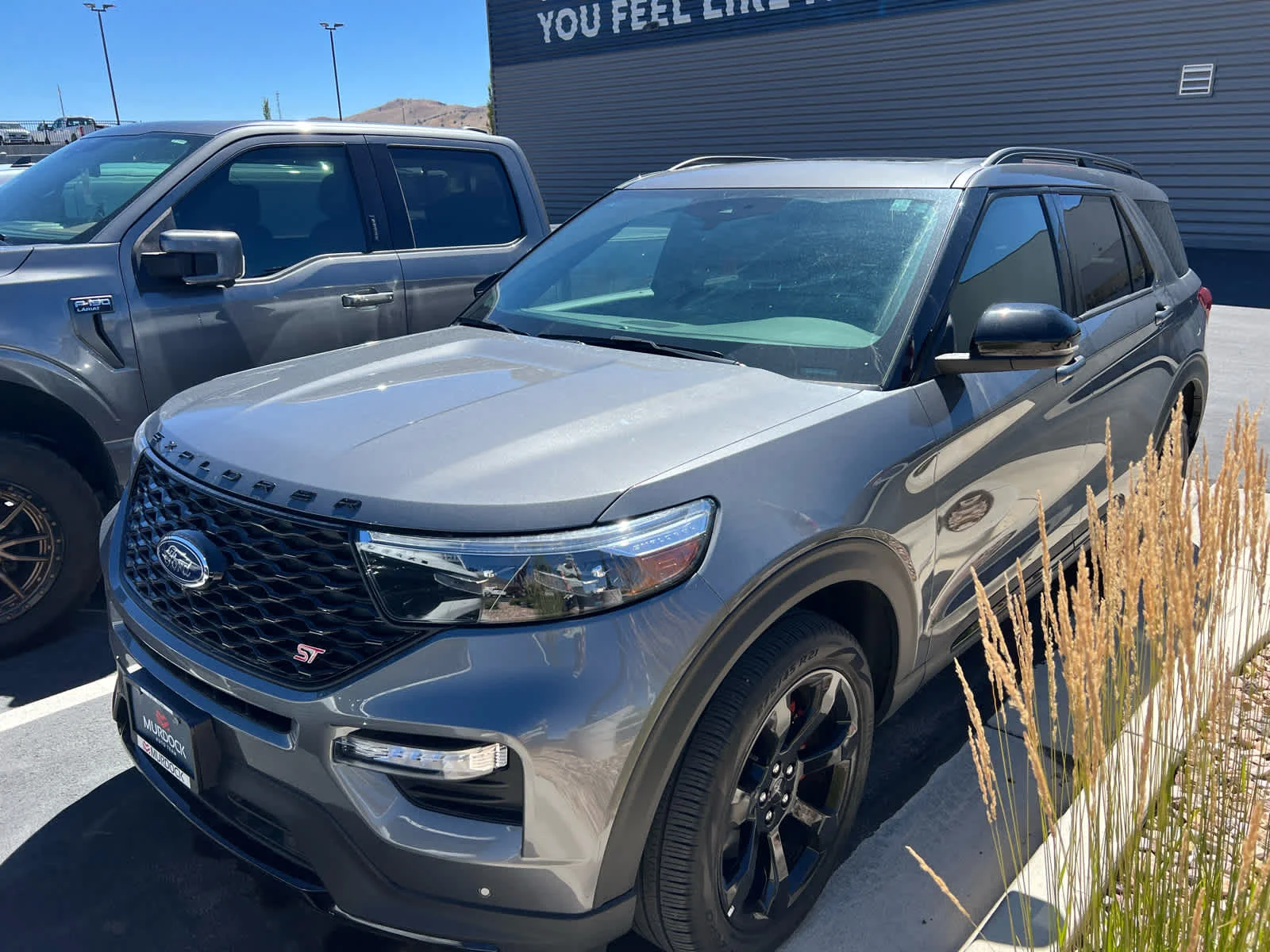 2023 Ford Explorer ST 4WD's photo