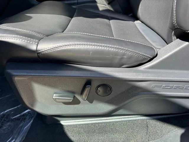 Certified Used 2025 Agate Black Metallic Ford Platinum image 16