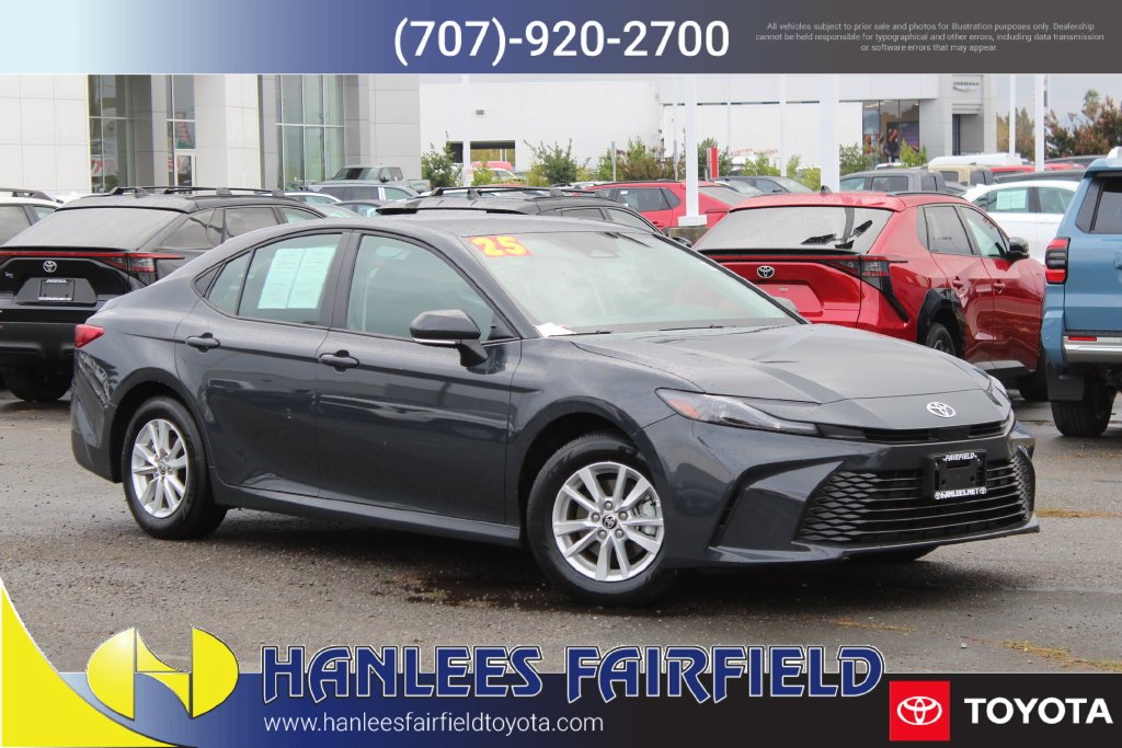 Certified Used 2025  Toyota LE image 1