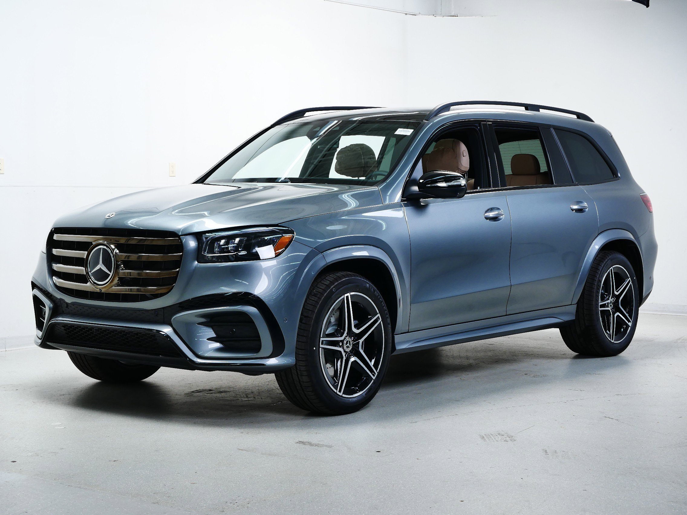 2026 Mercedes-Benz GLS Base - Photo 4