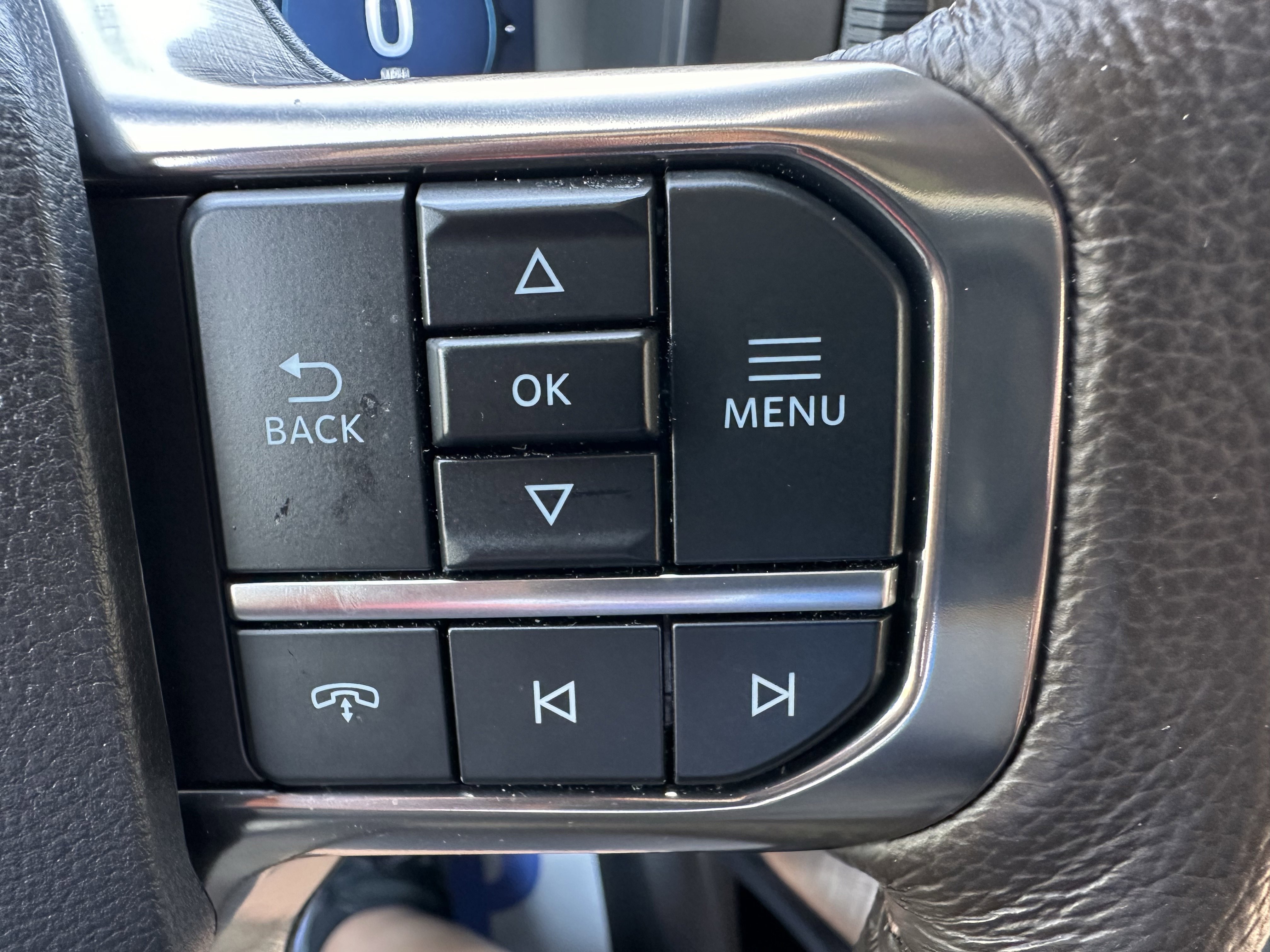 Certified Used 2025 Agate Black Metallic Ford King Ranch image 25