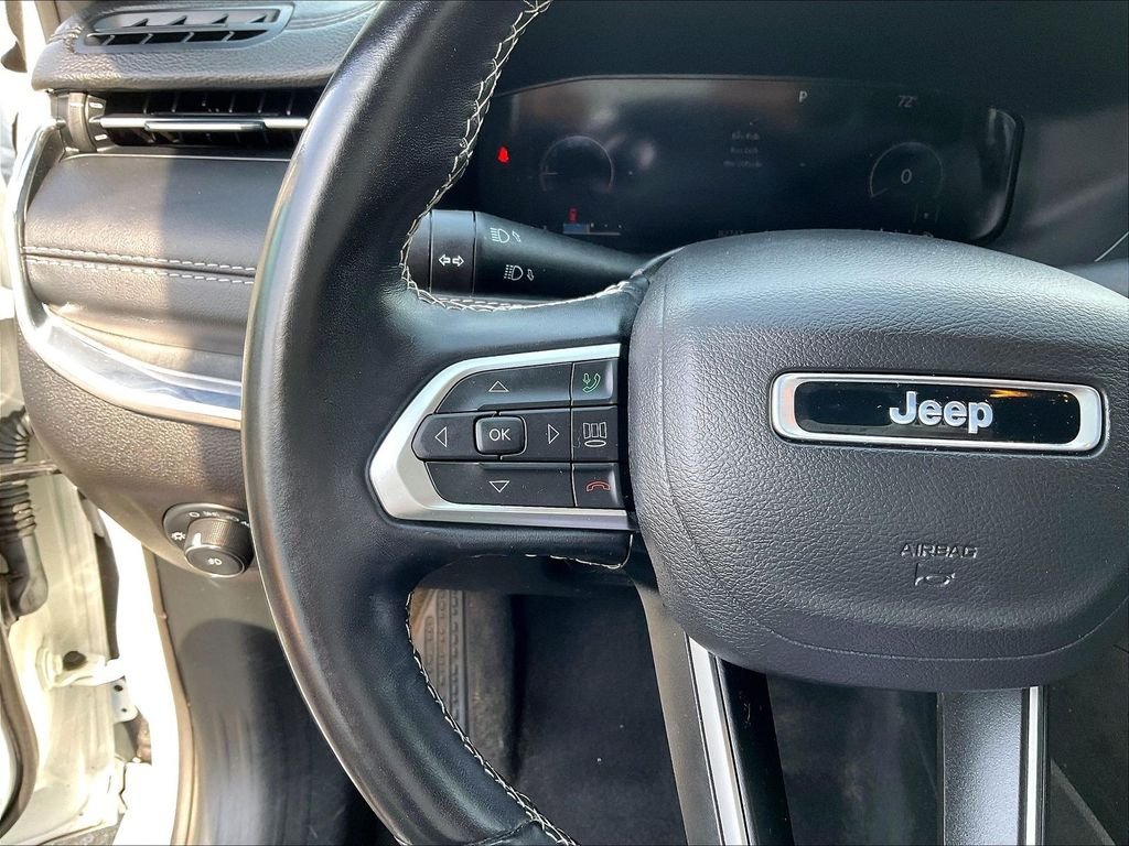 Used 2022 Bright White Clearcoat Jeep Limited image 23