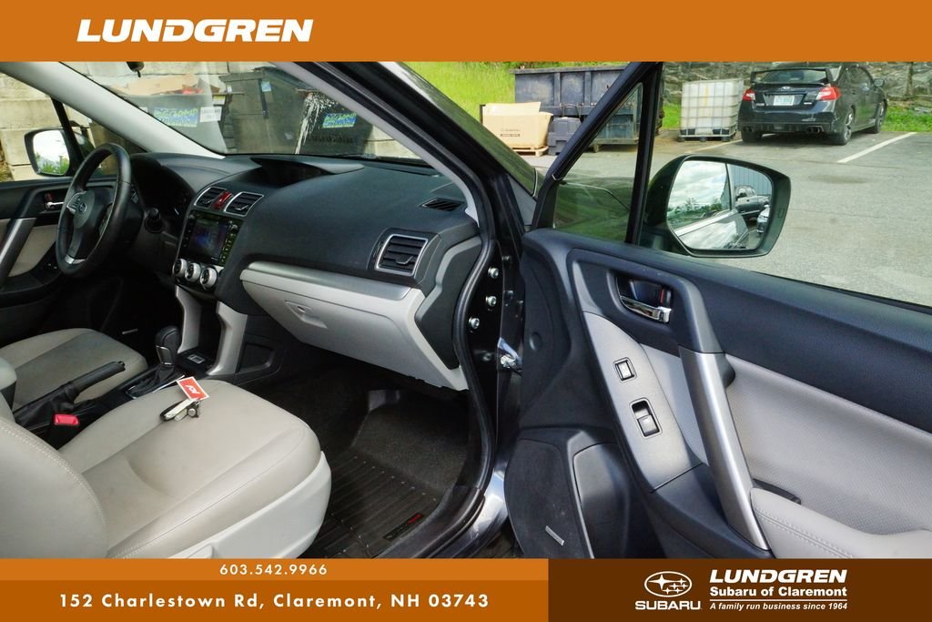 Used 2016 Gray Subaru 2.5i Touring image 8