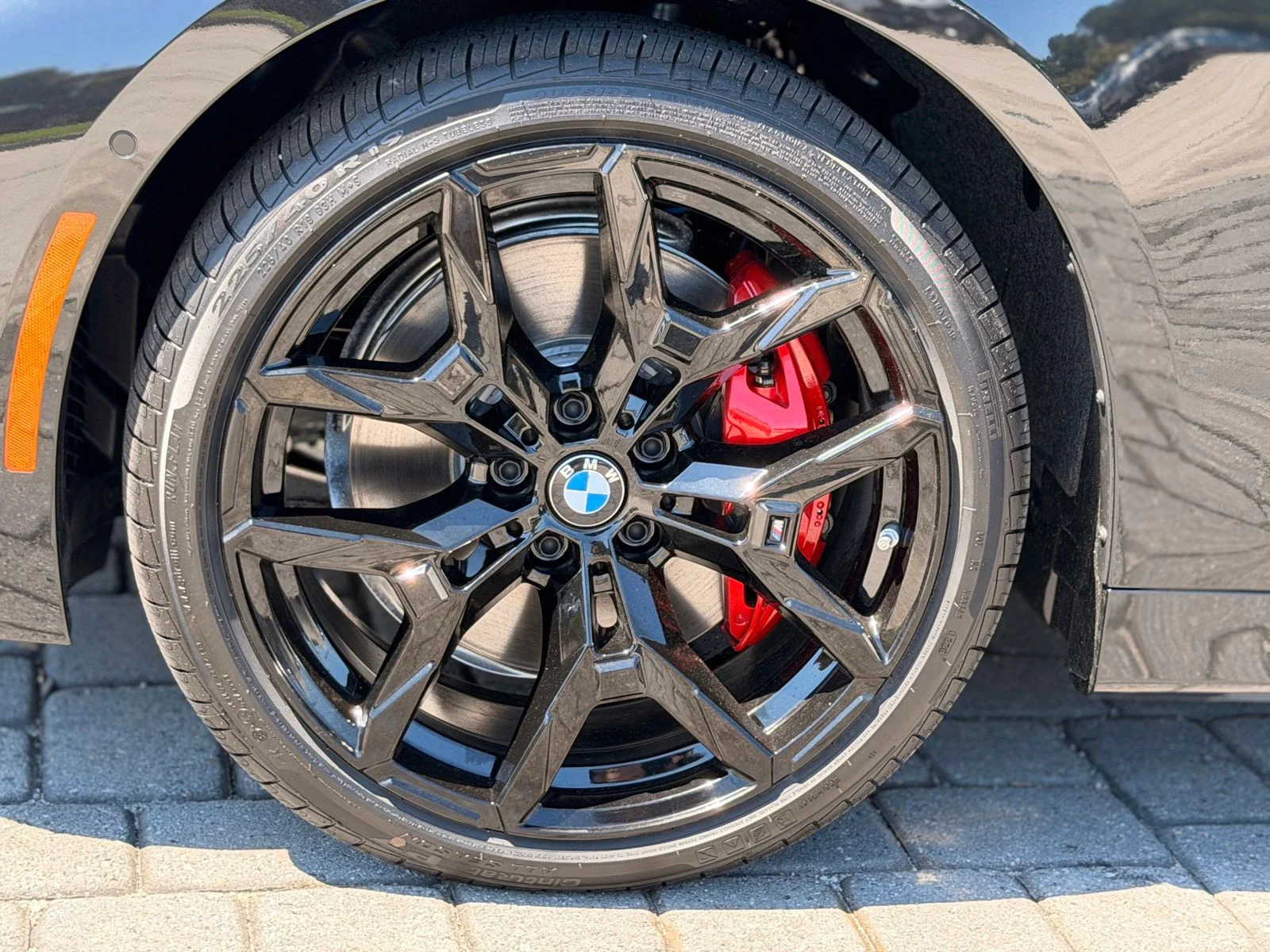 New 2027 Black Sapphire Metallic BMW M440i xDrive image 11