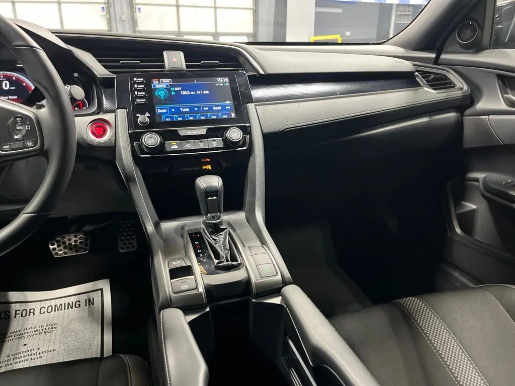 2021 Honda Civic Hatchback Sport - Photo 22