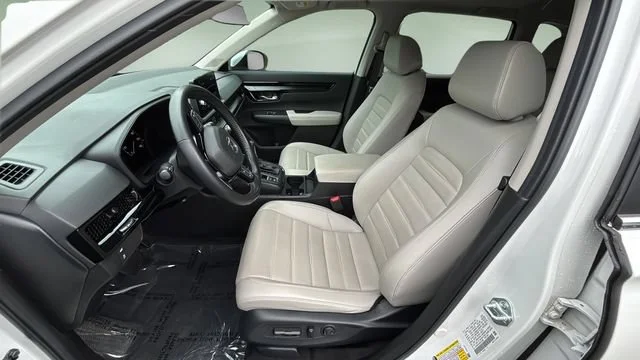Used 2025 White Honda EX-L image 18