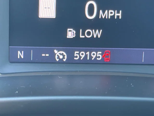 Used 2022 IRON GRAY METALLIC Chevrolet LT image 28