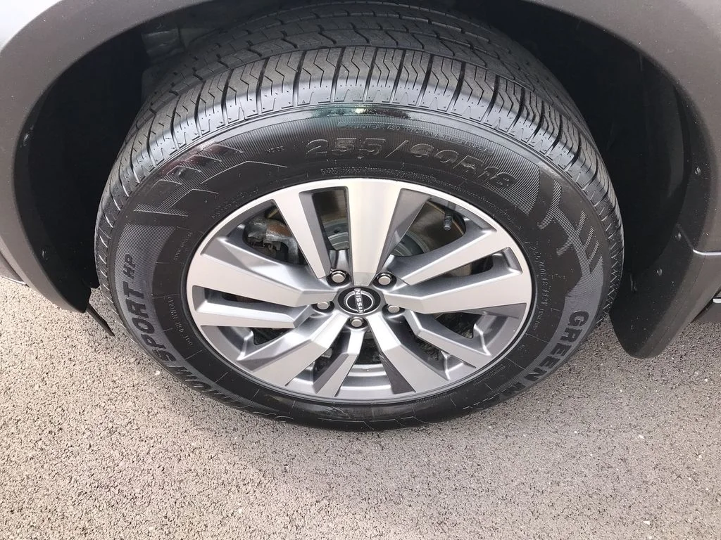 Used 2023 Gray Nissan SL image 10