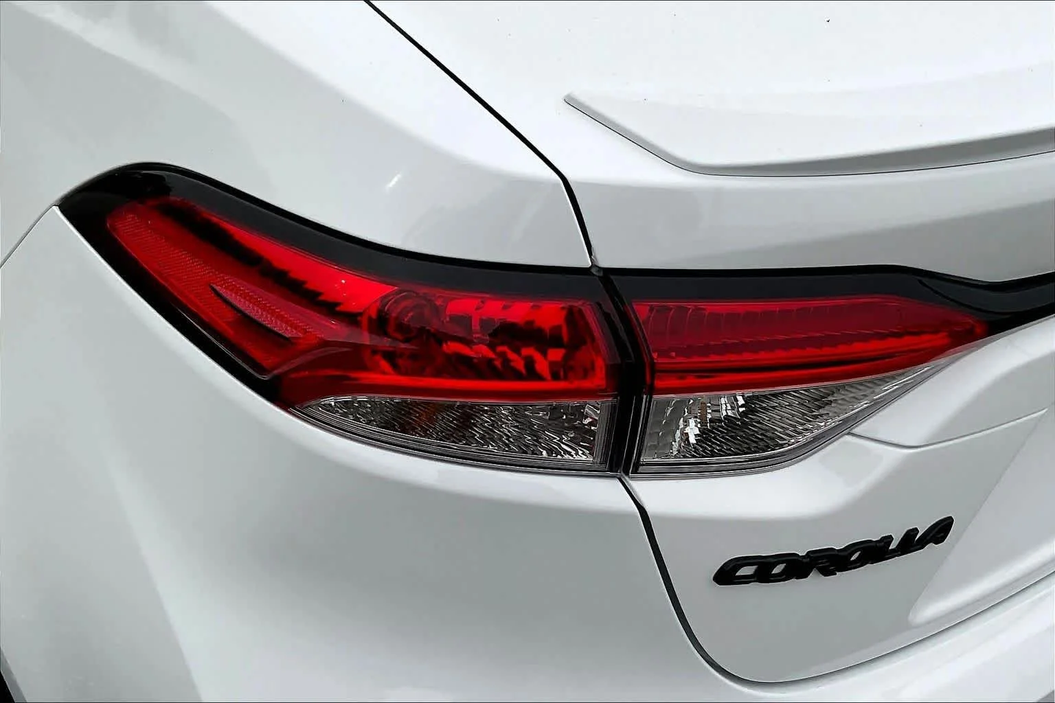 New 2027 Ice Cap Toyota SE image 14