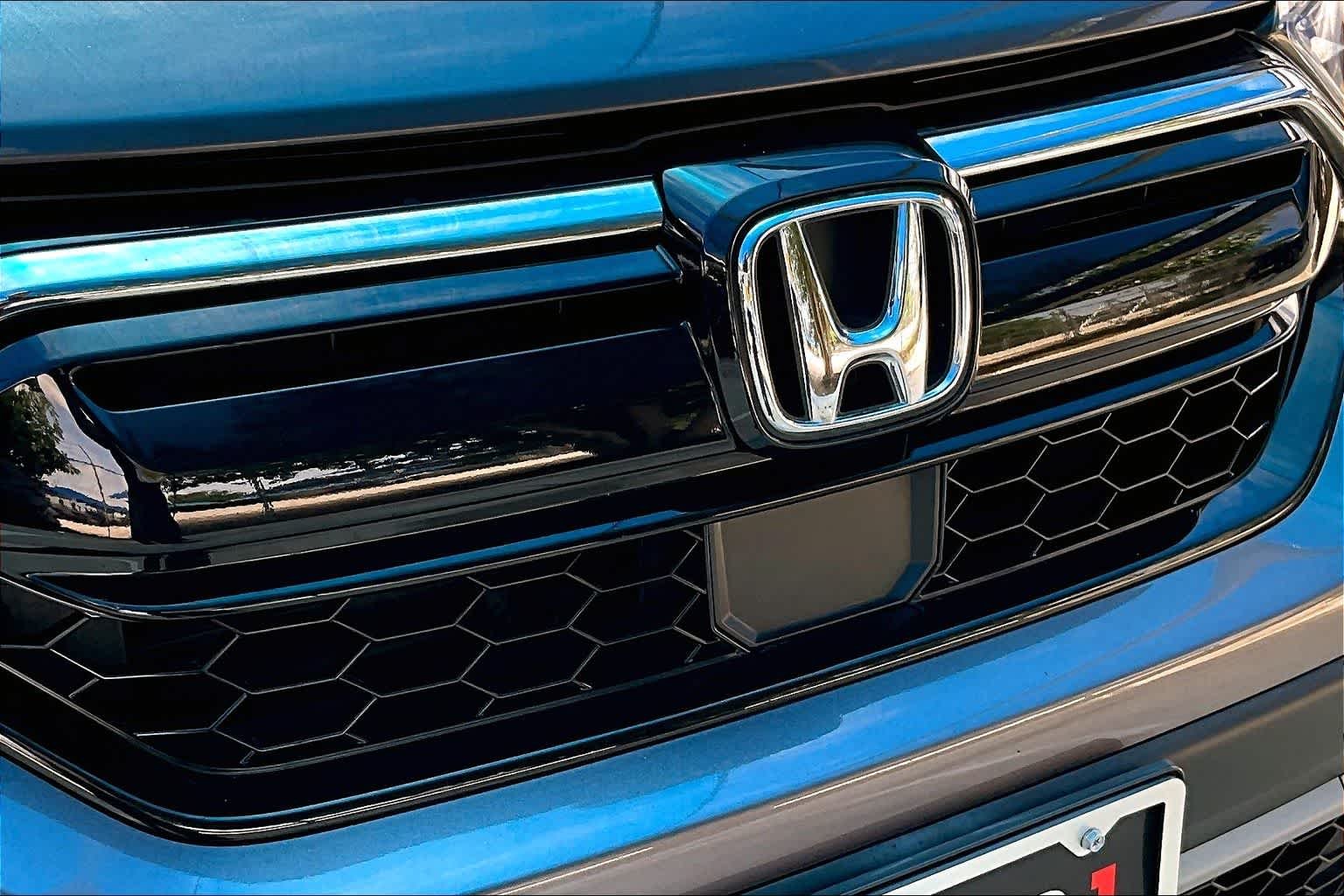 Used 2022 Modern Steel Metallic Honda EX-L image 30
