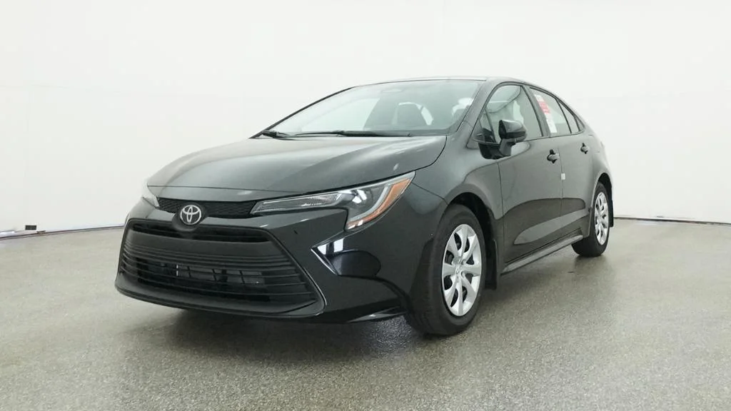 New 2026 Midnight Black Metallic Toyota LE image 19