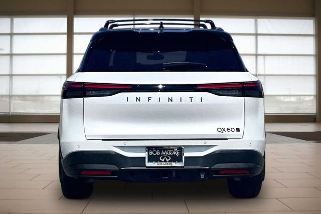 New 2027 2T RAD WHT INFINITI Autograph image 4