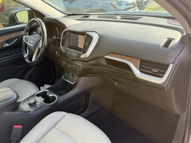 Used 2021 Gray GMC SLE image 18