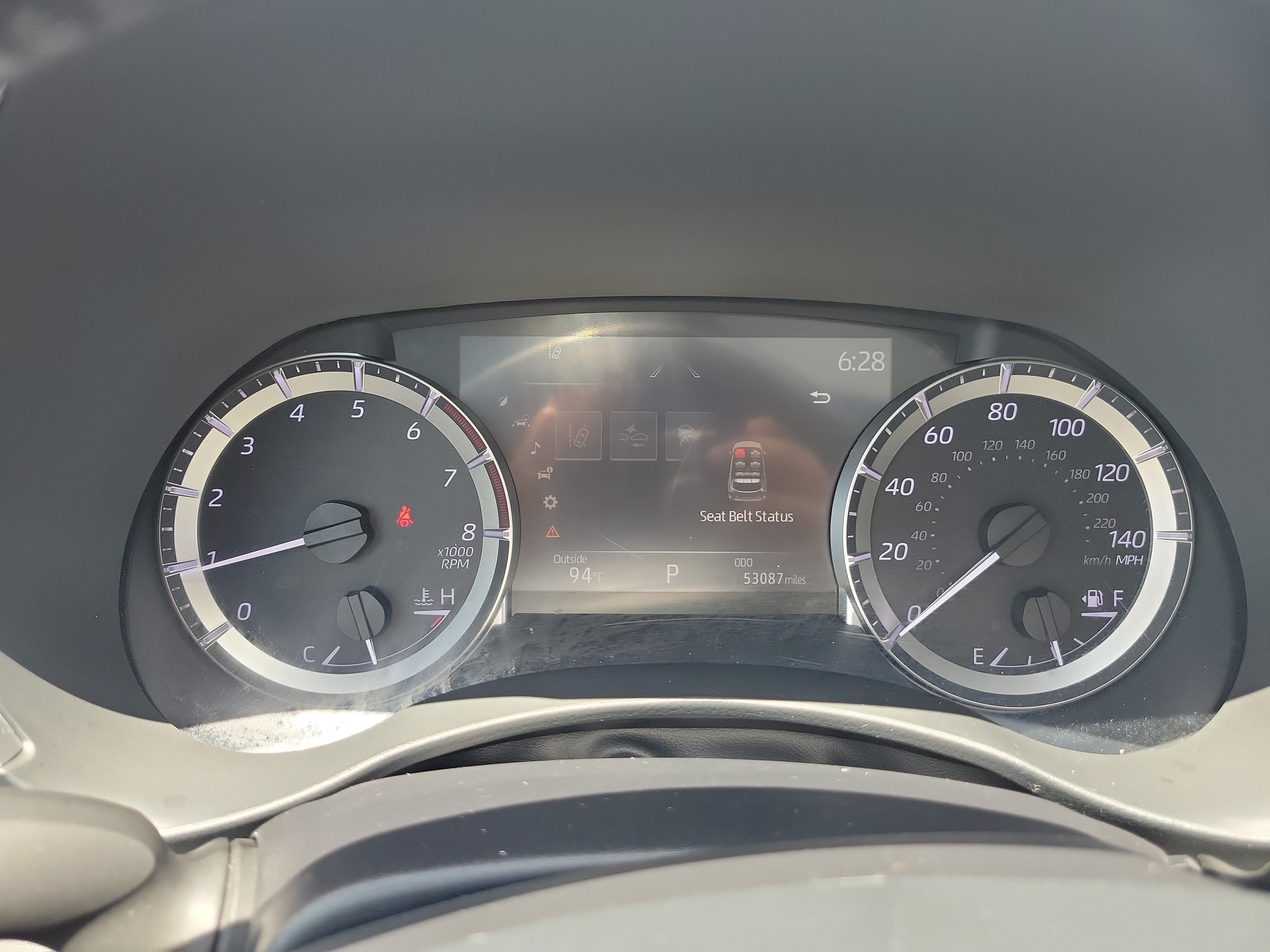 Used 2020 Billet Silver Metallic Clearcoat Jeep Altitude image 34