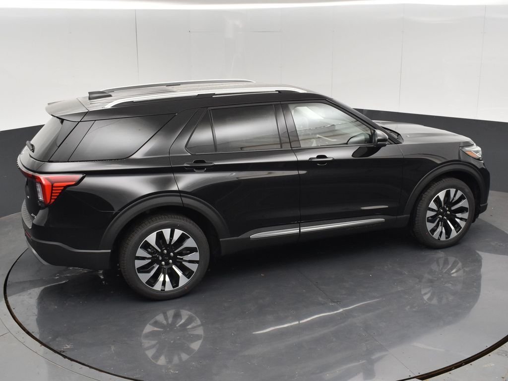 New 2026 Agate Black Metallic Ford Platinum™ image 30