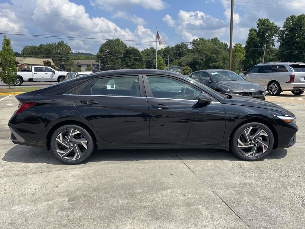 New 2026 Black Hyundai Limited image 2