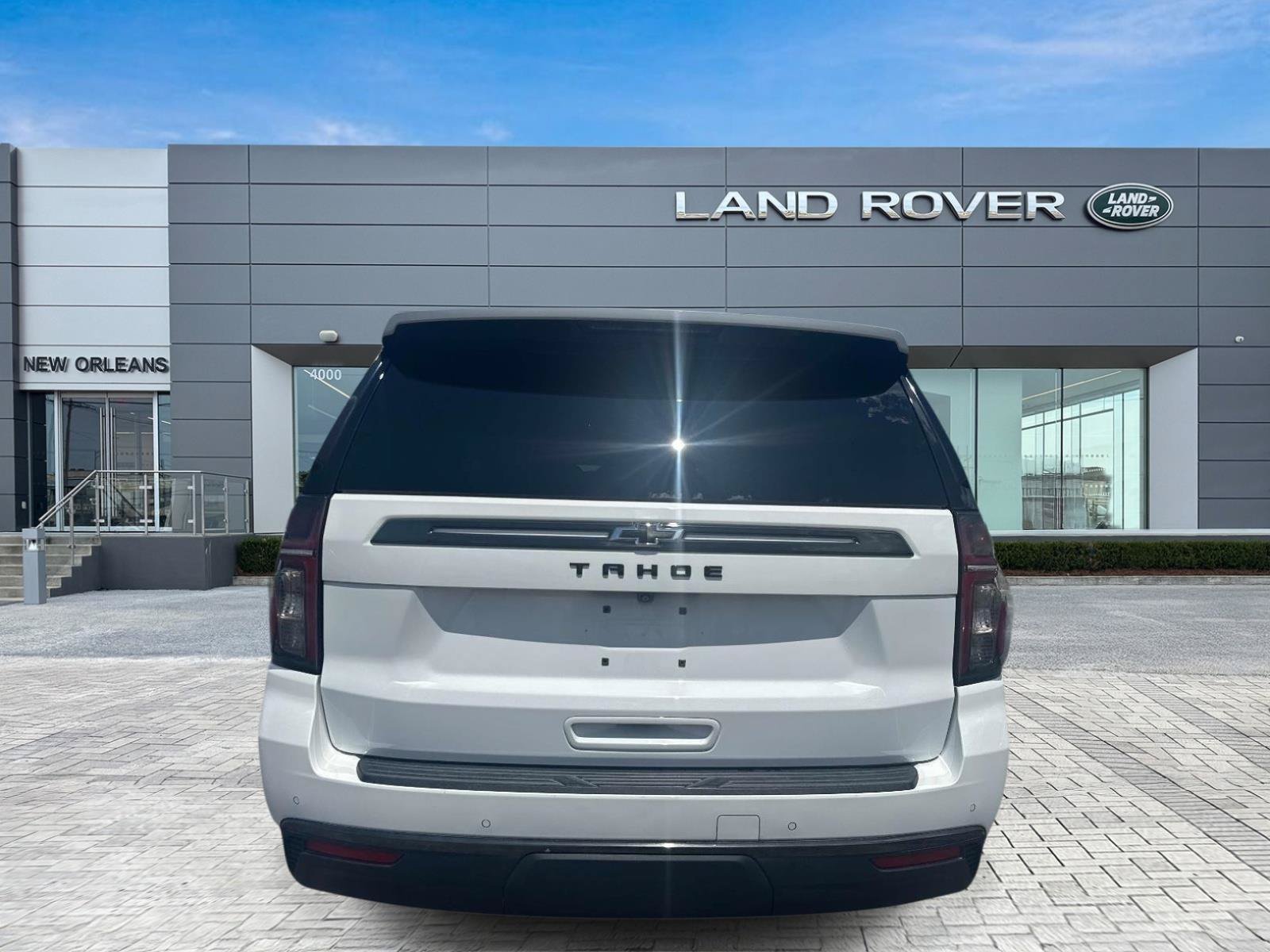 Used 2022 White Chevrolet Z71 image 7