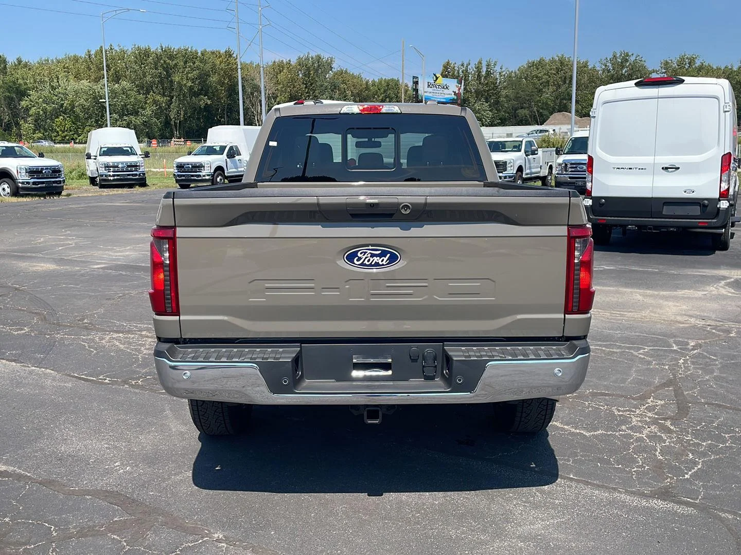New 2026 Marsh Gray Ford XLT image 4