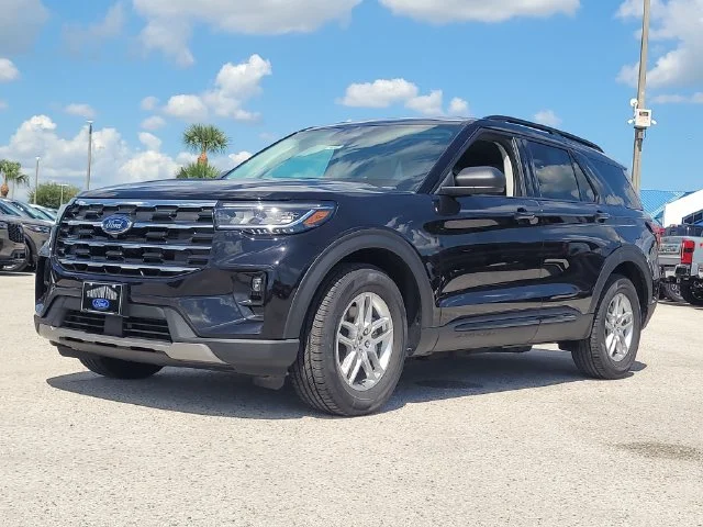 New 2026 Black Metallic Ford Active image 33