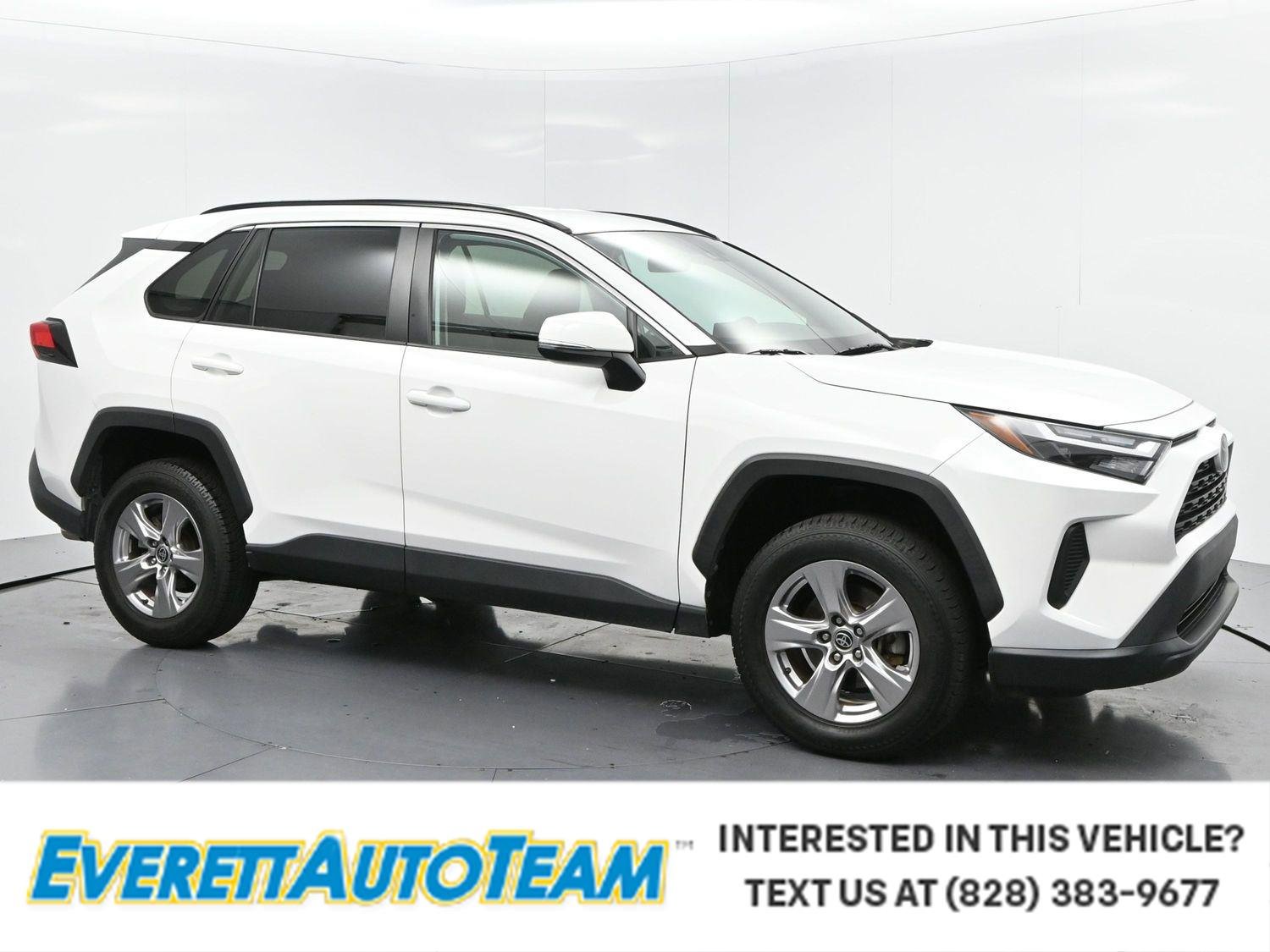 Used 2022 White Toyota XLE image 1