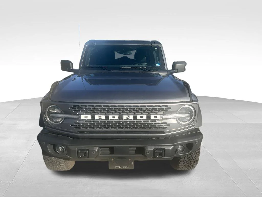 Used 2023 Gray Ford Badlands image 2