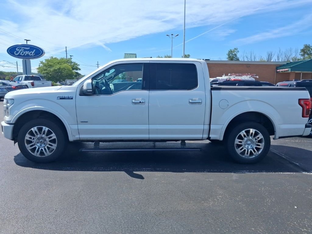 Used 2016 White Ford Limited image 2