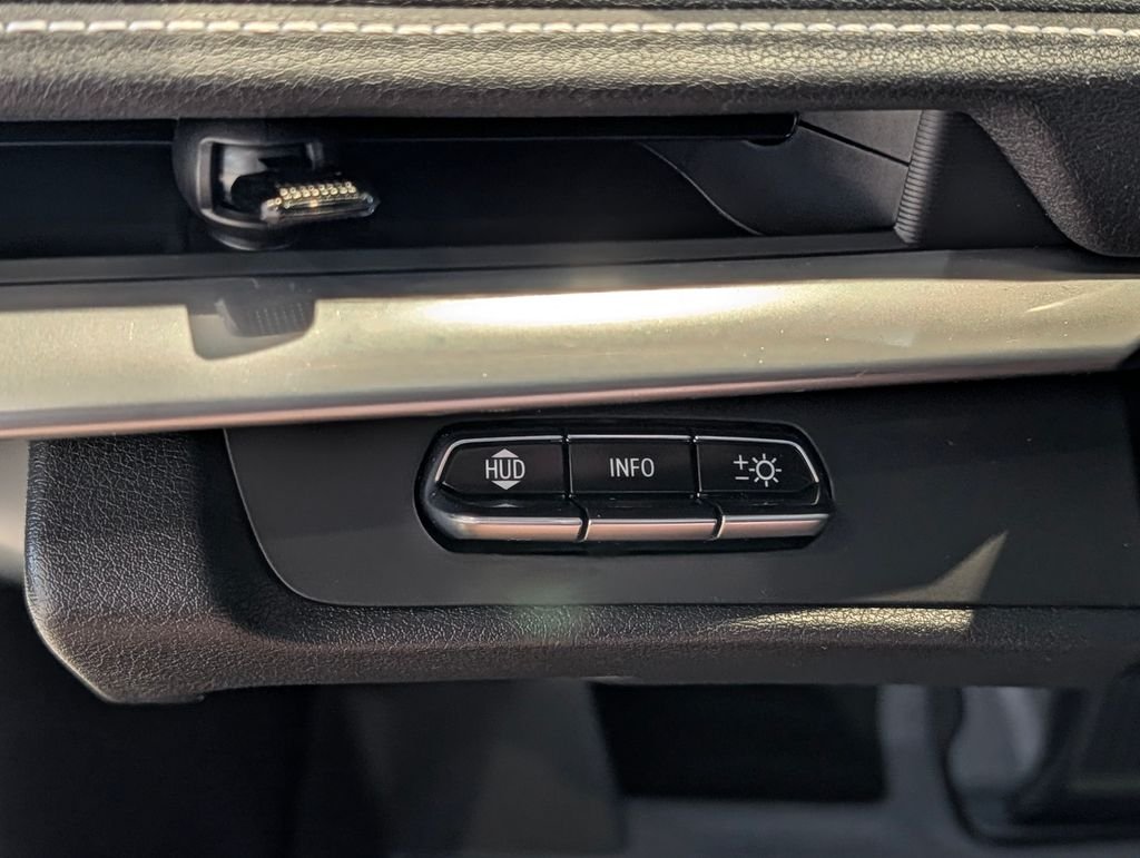 2021 Chevrolet Corvette 2LT - Photo 25