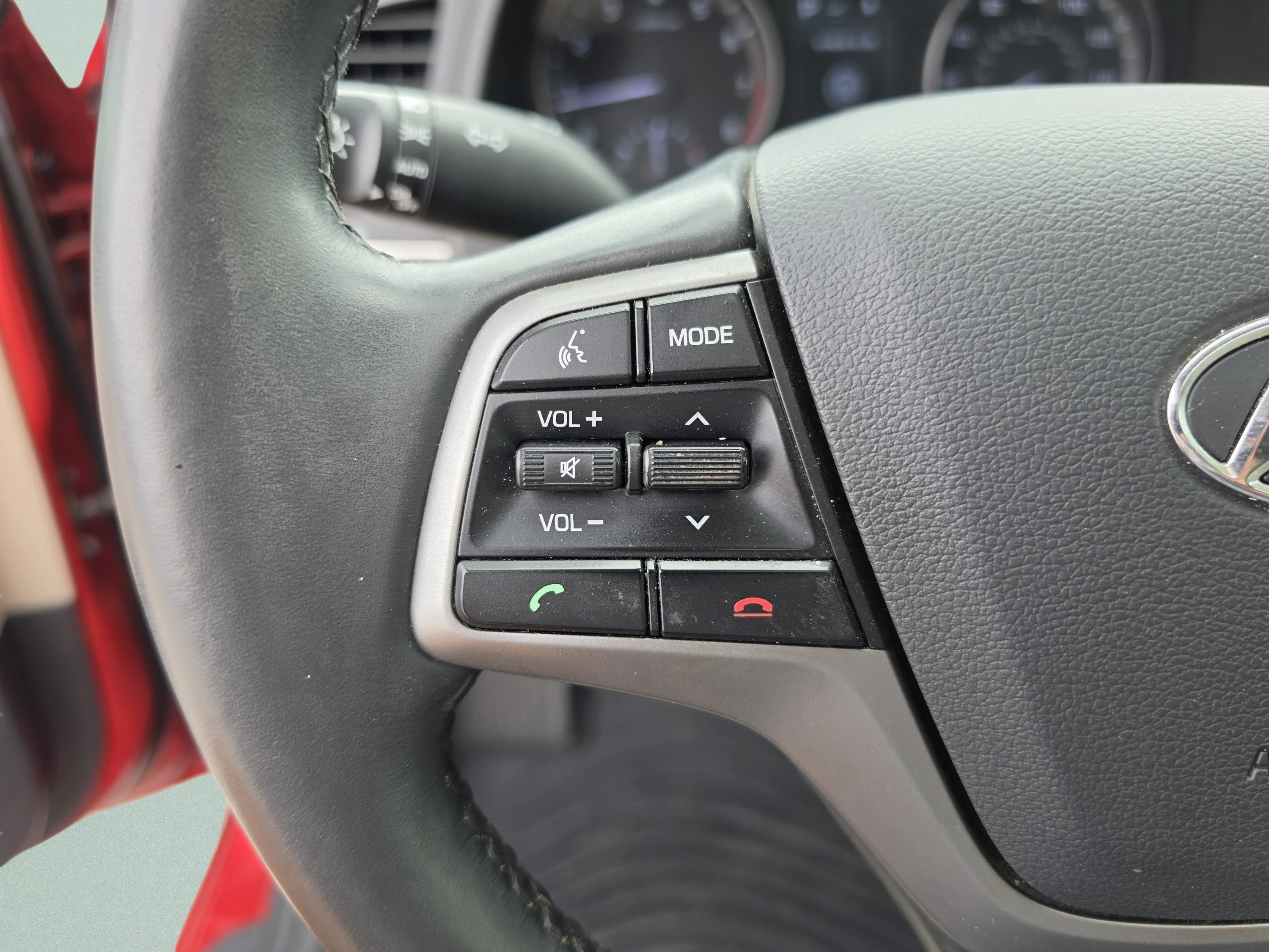 Used 2018 Scarlet Red Hyundai Value Edition image 29